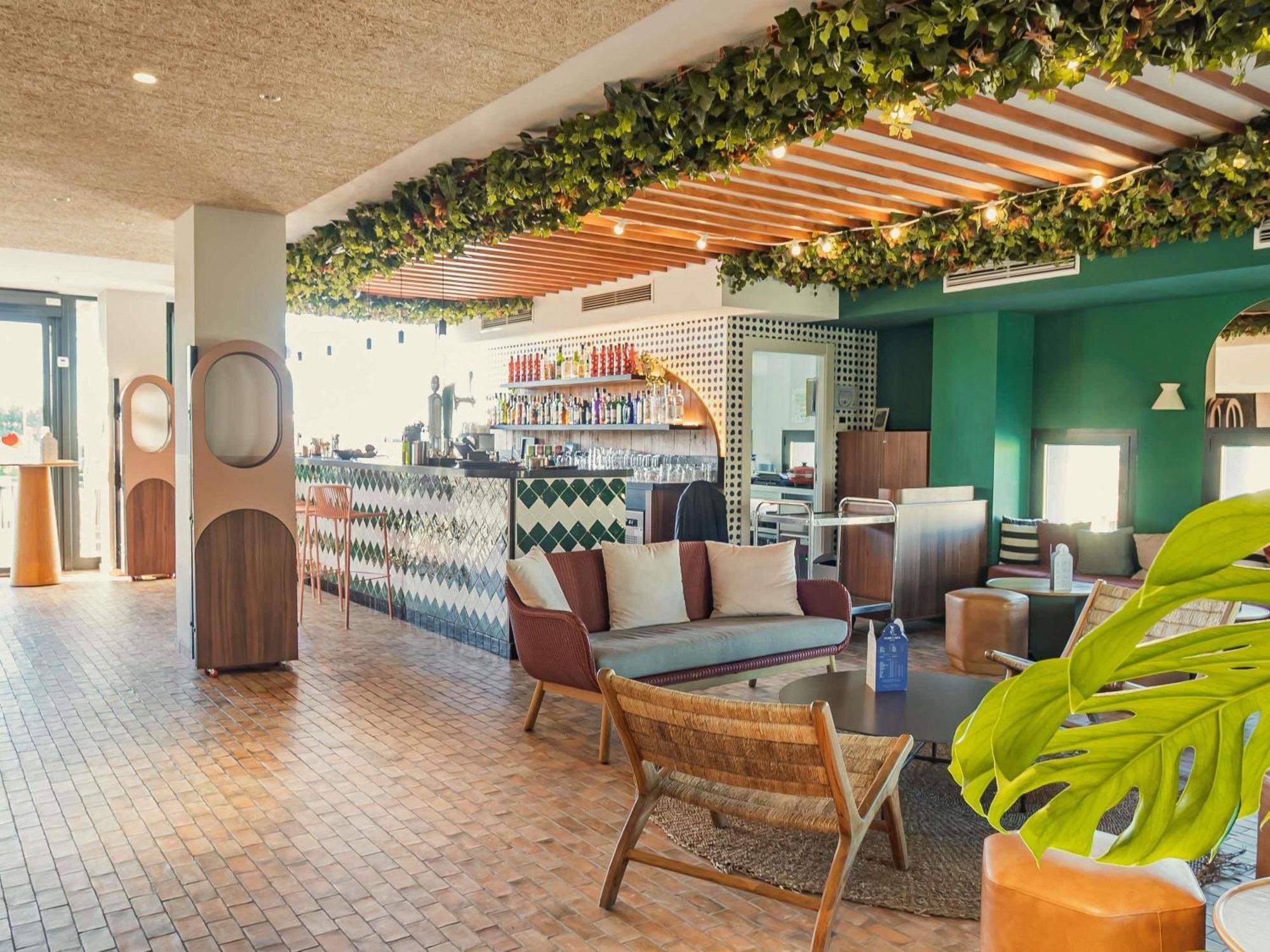 Ibis Styles Sevilla City Santa Justa מראה חיצוני תמונה