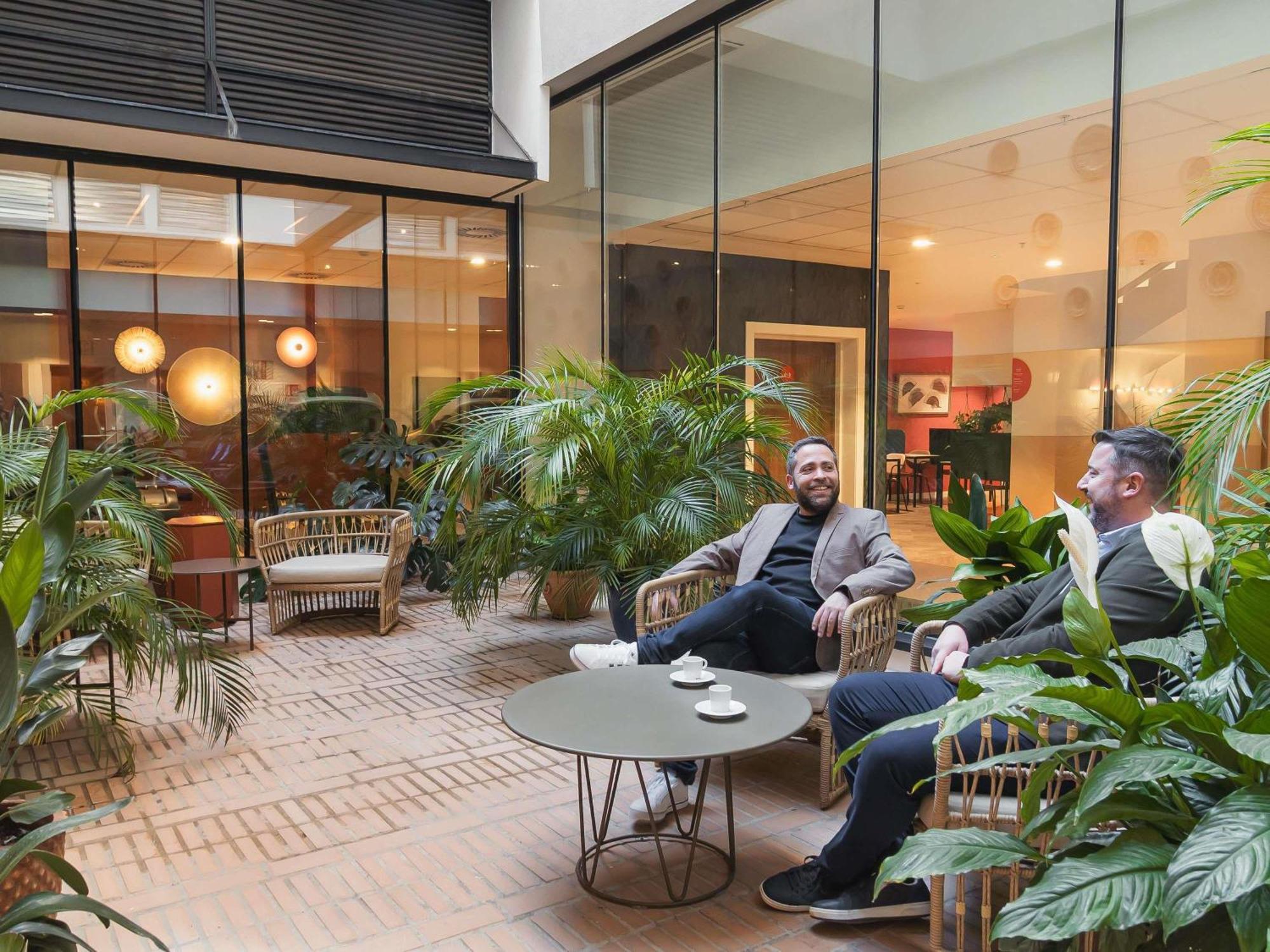 Ibis Styles Sevilla City Santa Justa מראה חיצוני תמונה