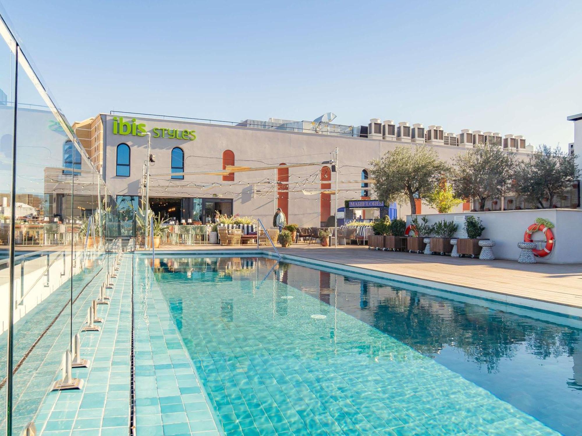 Ibis Styles Sevilla City Santa Justa מראה חיצוני תמונה